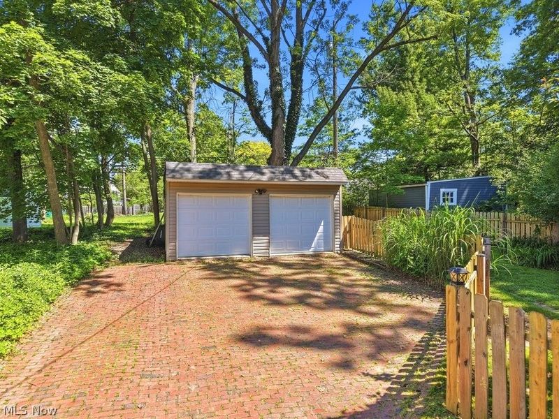20675 Almar Drive, Shaker Heights, OH 44122 Photo 8