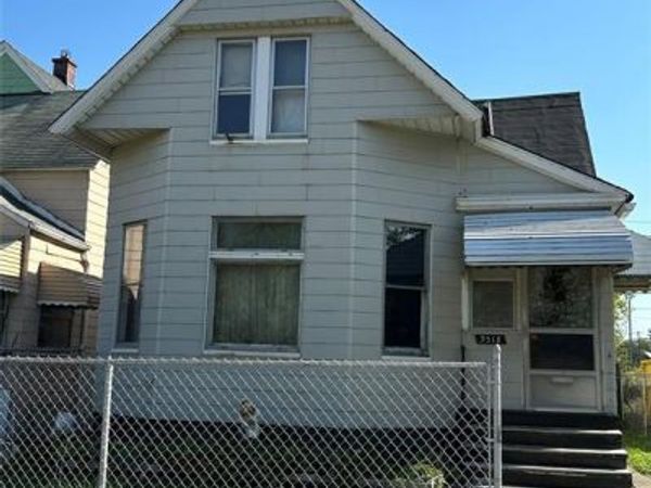 3518 E Palmer Street, Detroit, MI 48211