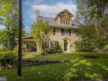 97 E BELLS MILL ROAD, PHILADELPHIA, PA 19118