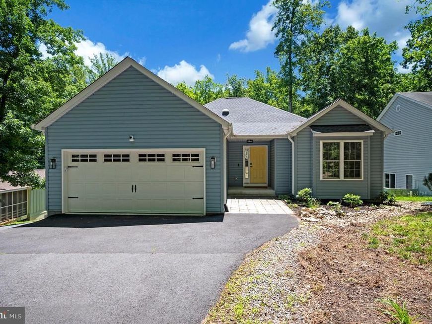 708 Eastover Pkwy, Locust Grove, VA 22508 Main Photo