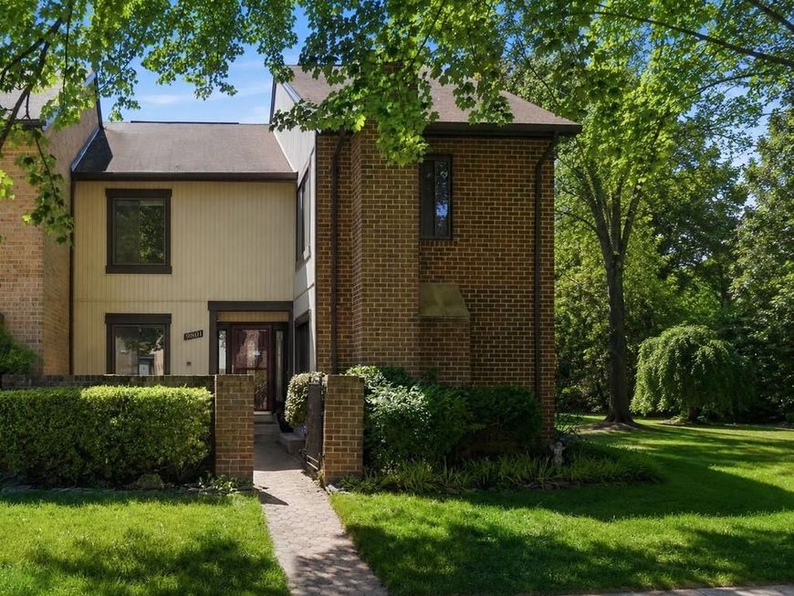 9801 Dairyton Court, Gaithersburg, MD 20886 Main Photo
