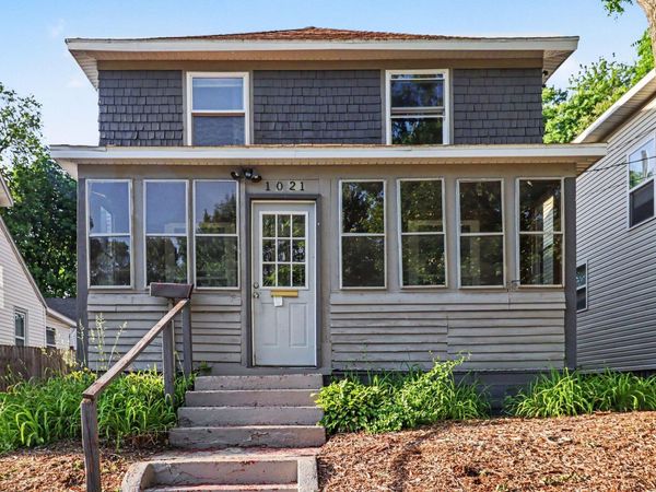 1021 Sherman Street SE, Grand Rapids, MI 49506