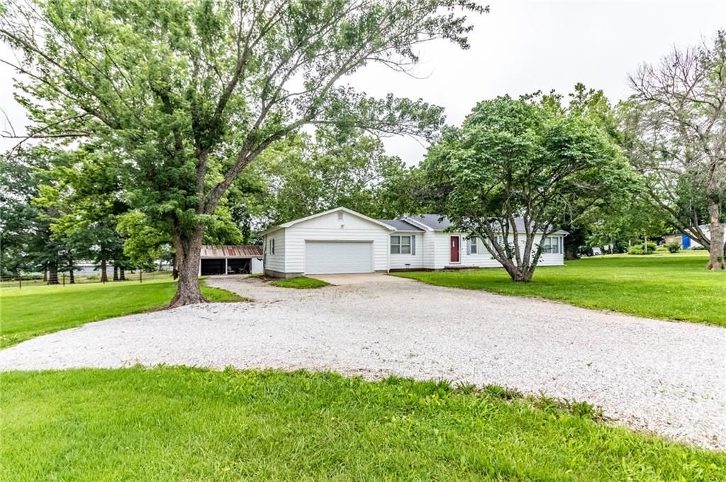 237 NW 21 Road, Warrensburg, MO 64093 Main Photo