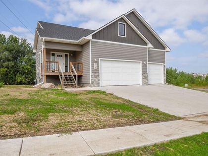 5320 E 28th St Sioux Falls, SD 57110