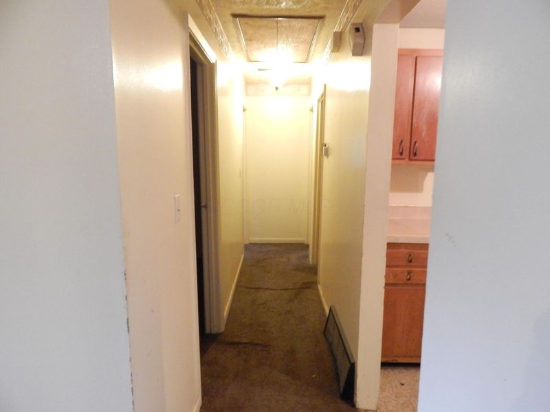 5145 Fullerton Drive, Columbus, OH 43232 Photo 21