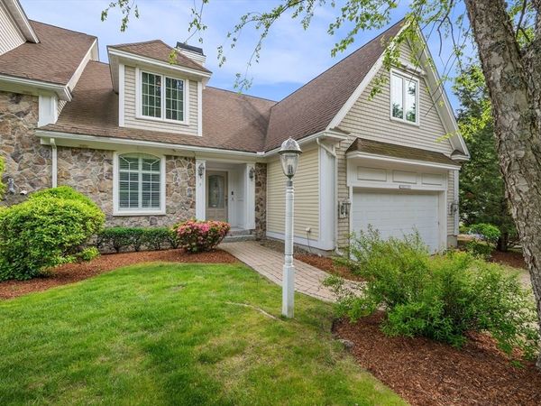 9 Swan Lane, Unit 9, Andover, MA 01810