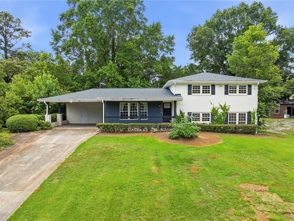2913 Gena Drive , Decatur, GA 30032