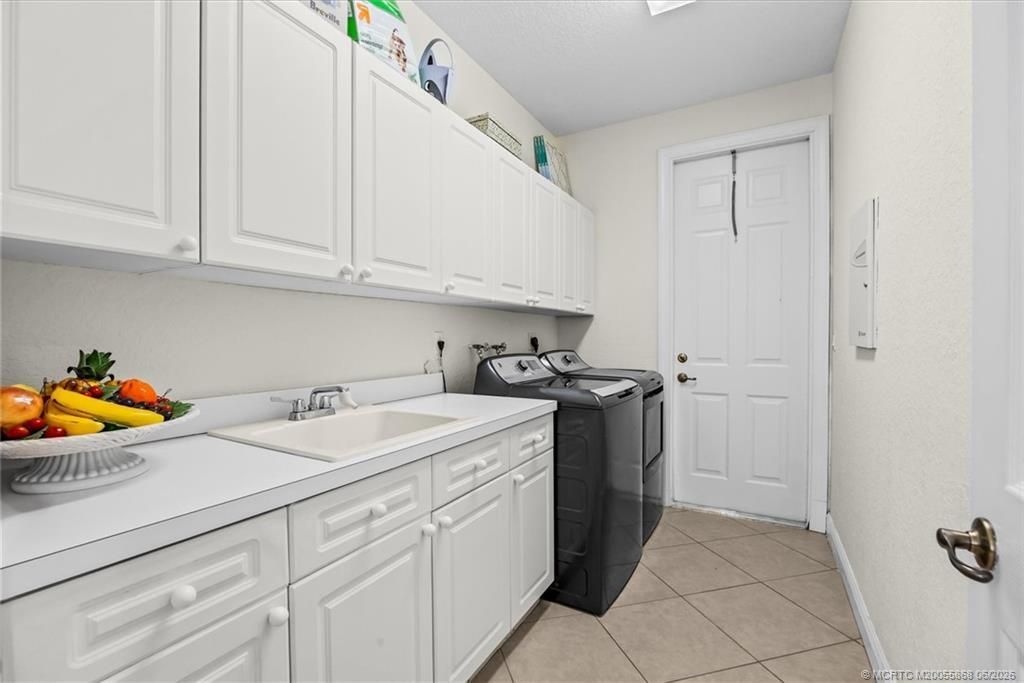10303 SW Fiddlers Way, Palm City, FL 34990 Photo