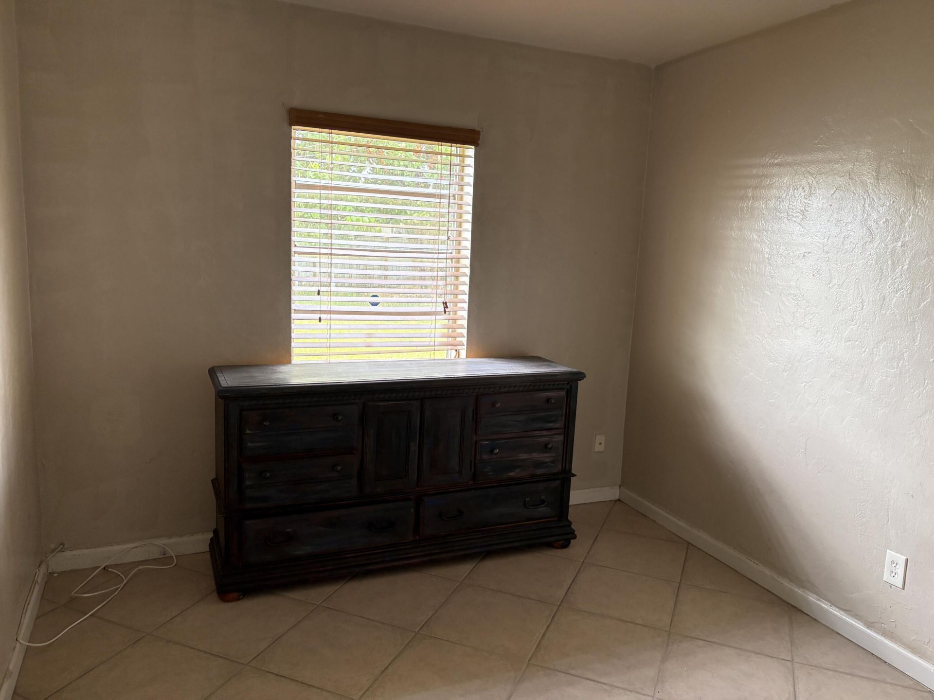 706 Glenn Parkway, Hollywood, FL 33021 Photo