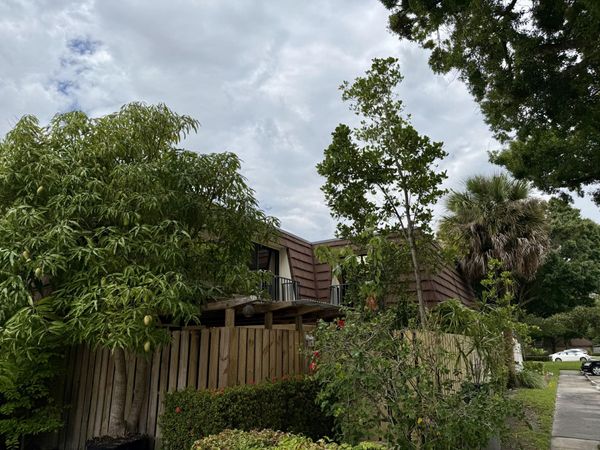 2213 22nd Lane, Palm Beach Gardens, FL 33418