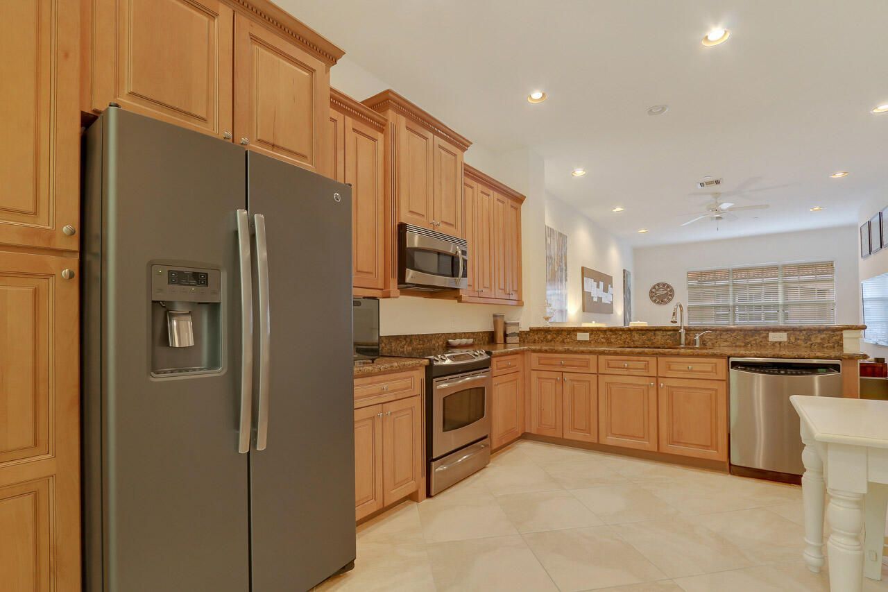 4711 Artesa Way E, Palm Beach Gardens, FL 33418 Photo