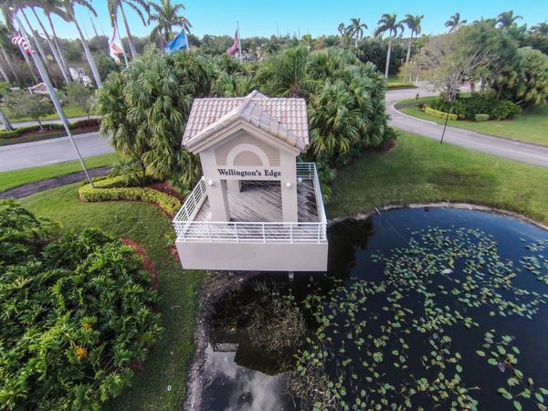 10752 Oak Bend Way, Wellington, FL 33414