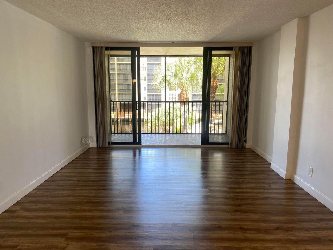 11 Royal Palm Way, Unit 3030, Boca Raton, FL 33432 Photo
