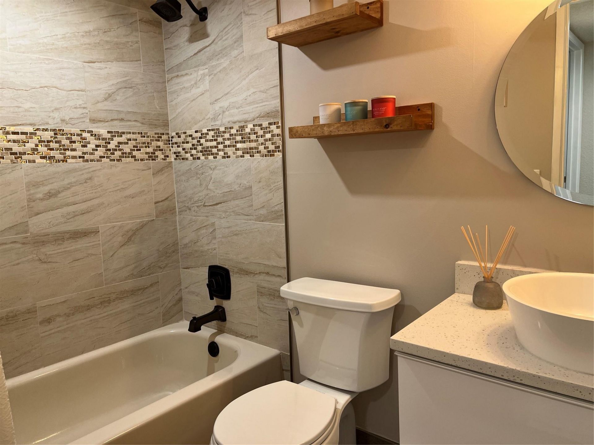 2220 N Cypress Bend Drive, Unit 301, Pompano Beach, FL 33069 Photo