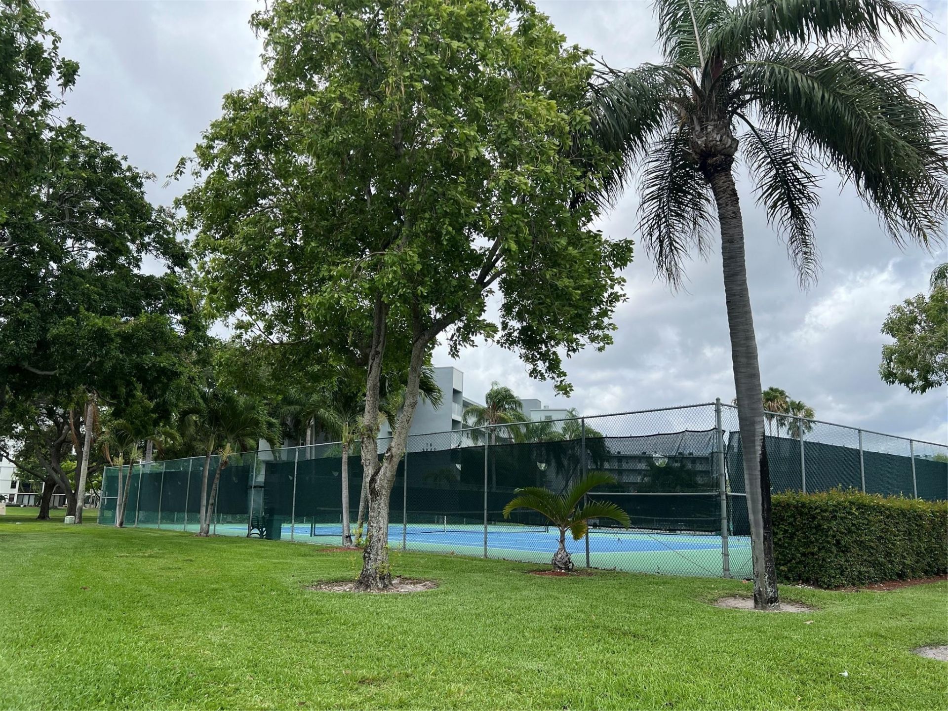 2220 N Cypress Bend Drive, Unit 301, Pompano Beach, FL 33069 Photo