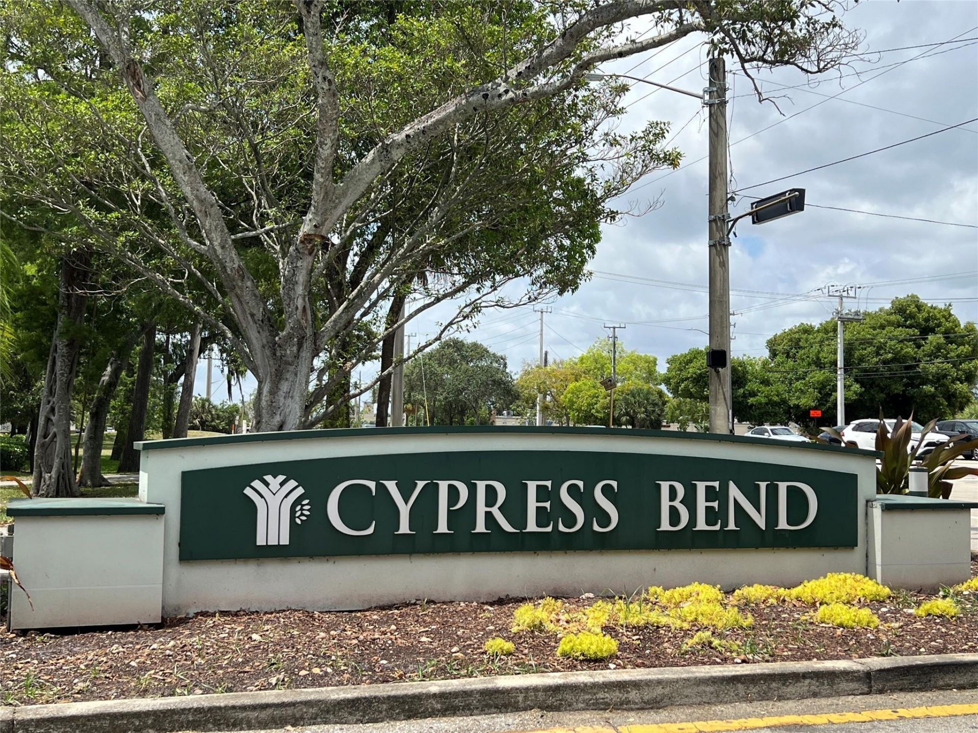 2220 N Cypress Bend Drive, Unit 301, Pompano Beach, FL 33069 Photo
