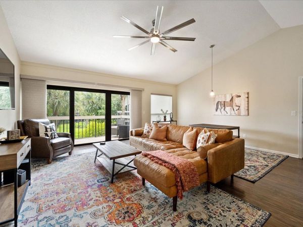 11863 Wimbledon Circle, Unit 538, Wellington, FL 33414