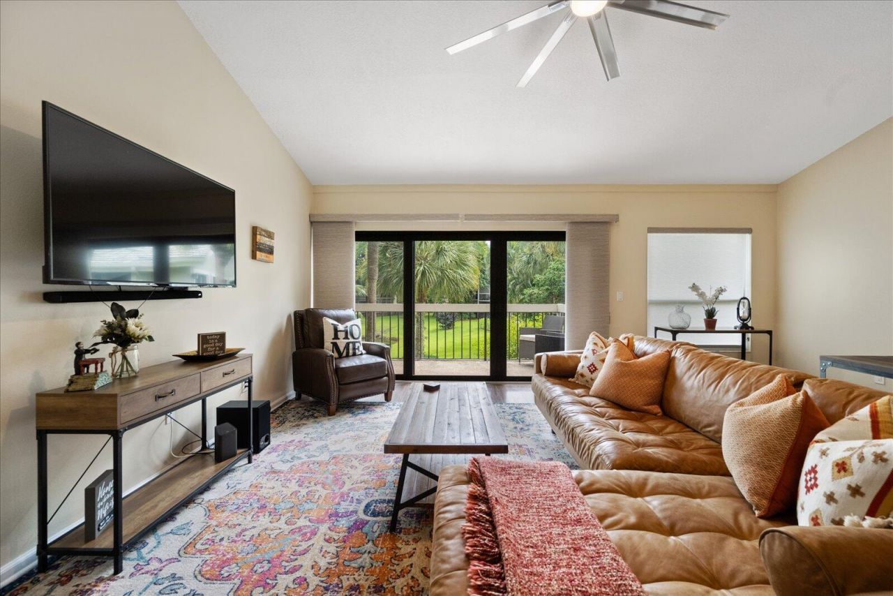 11863 Wimbledon Circle, Unit 538, Wellington, FL 33414 Photo