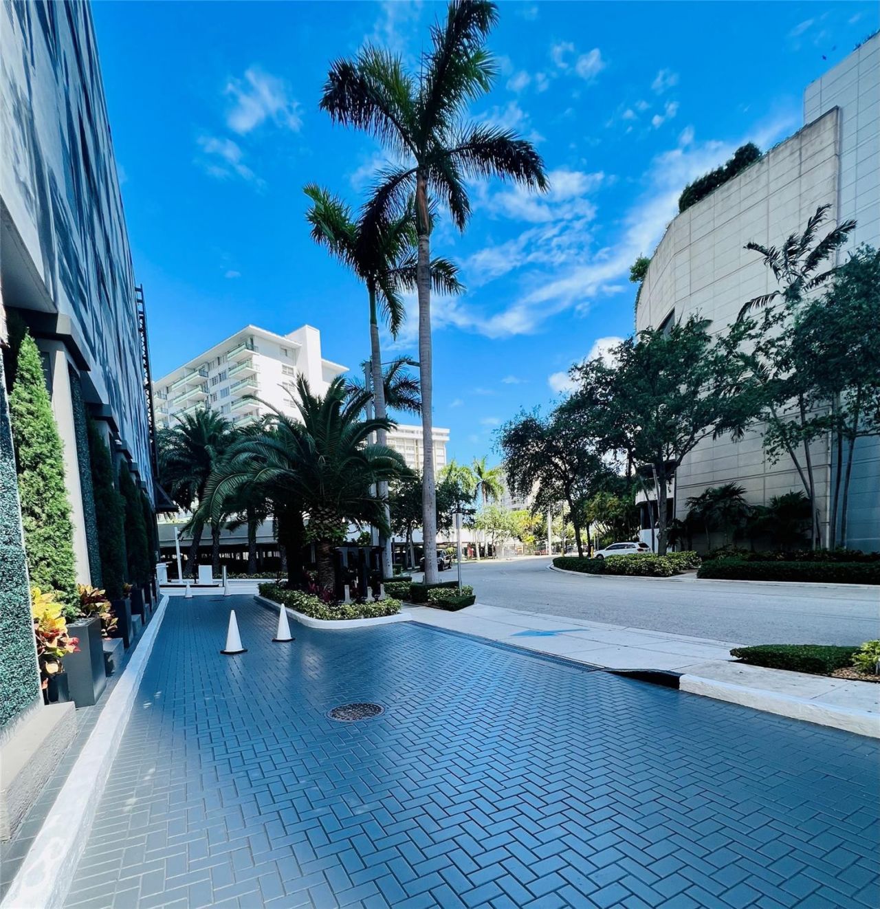 185 SE 14th Terrace Se, Unit 711, Miami, FL 33131 Photo