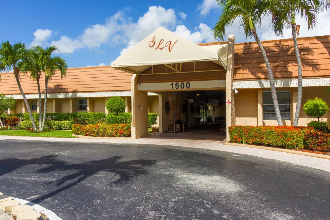100 Lake Rebecca Drive, West Palm Beach, FL 33411 Photo