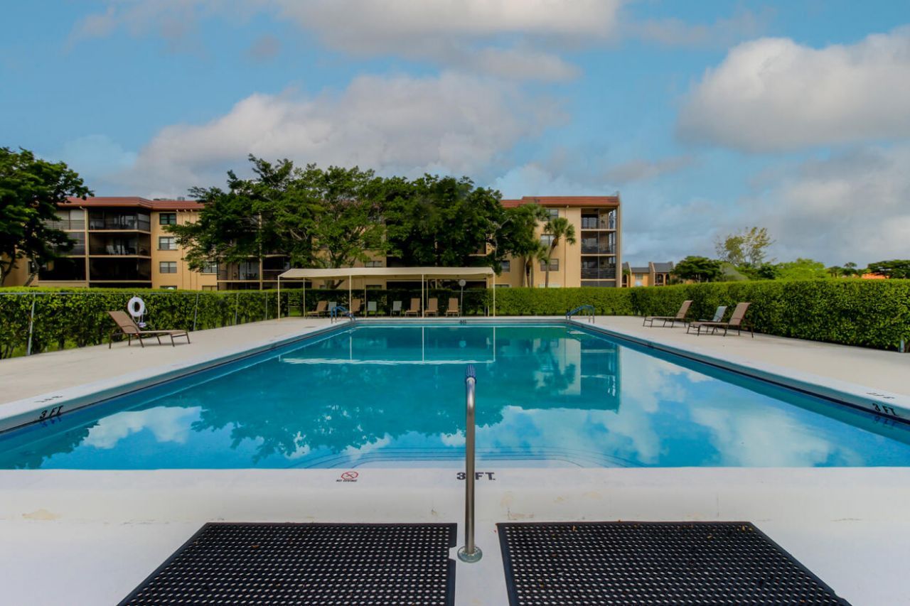 100 Lake Rebecca Drive, West Palm Beach, FL 33411 Photo