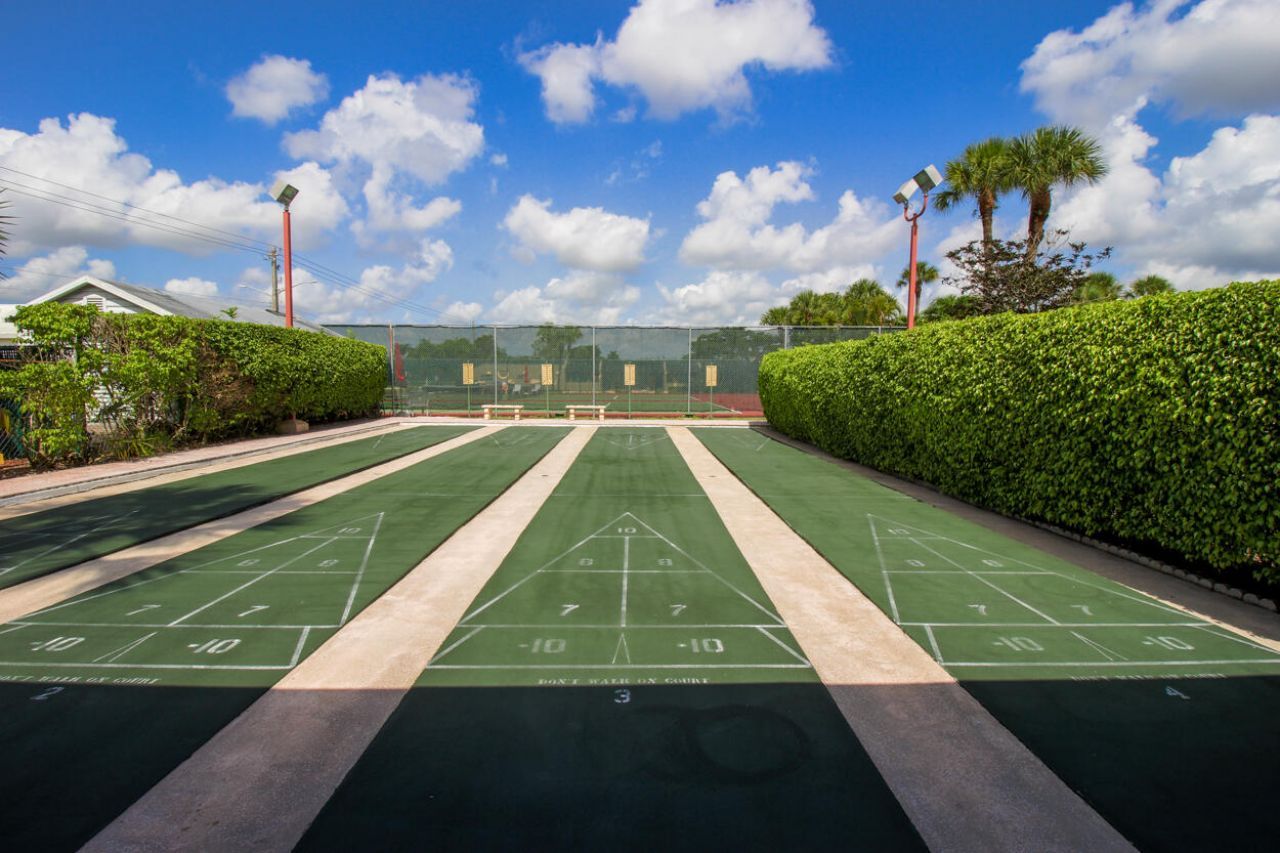 100 Lake Rebecca Drive, West Palm Beach, FL 33411 Photo