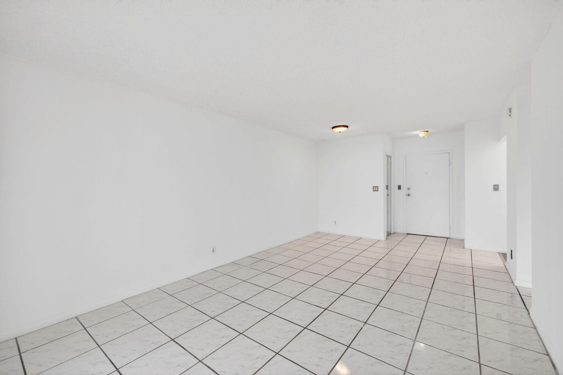 720 Orton Avenue, Unit 704, Fort Lauderdale, FL 33304 Photo