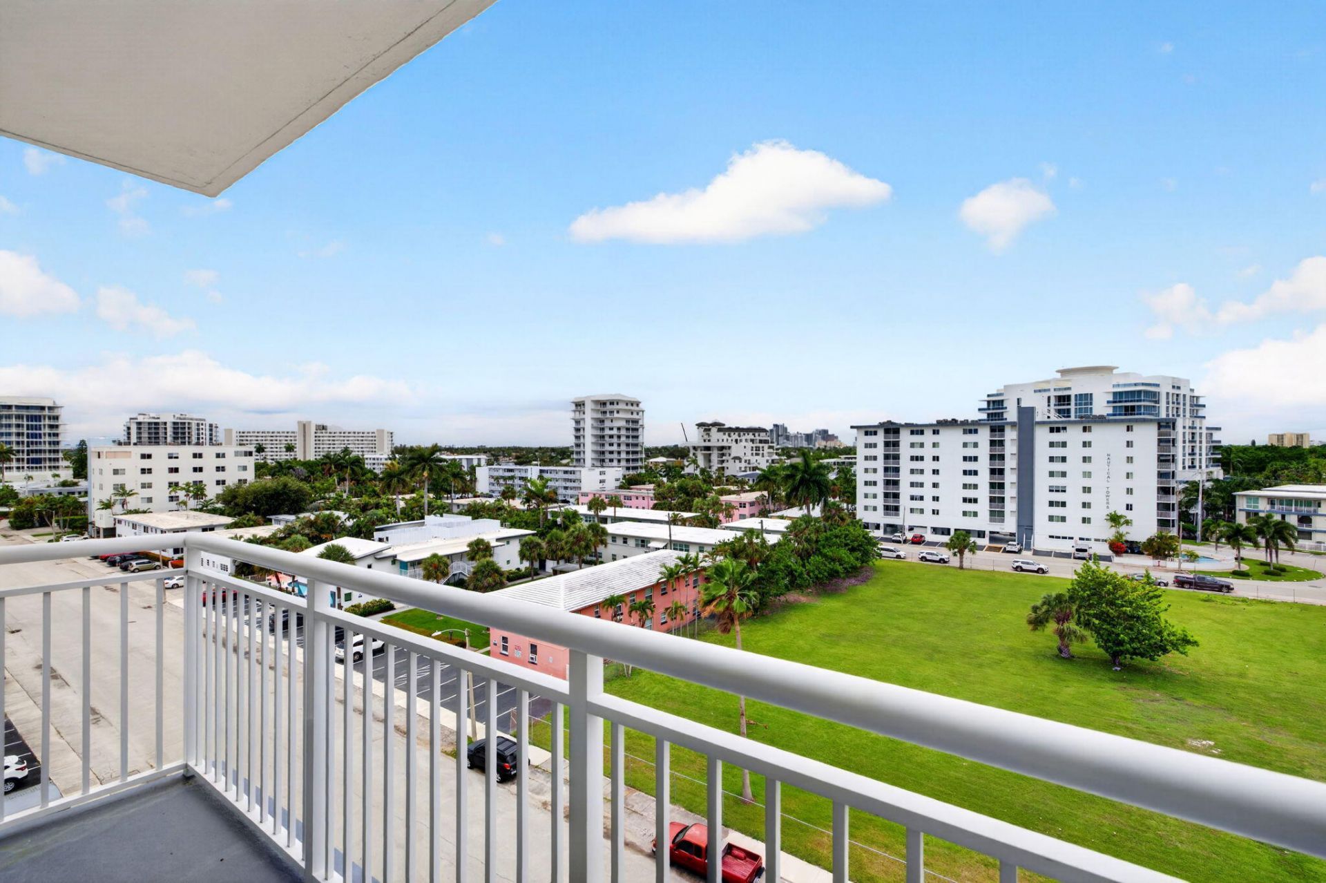720 Orton Avenue, Unit 704, Fort Lauderdale, FL 33304 Photo
