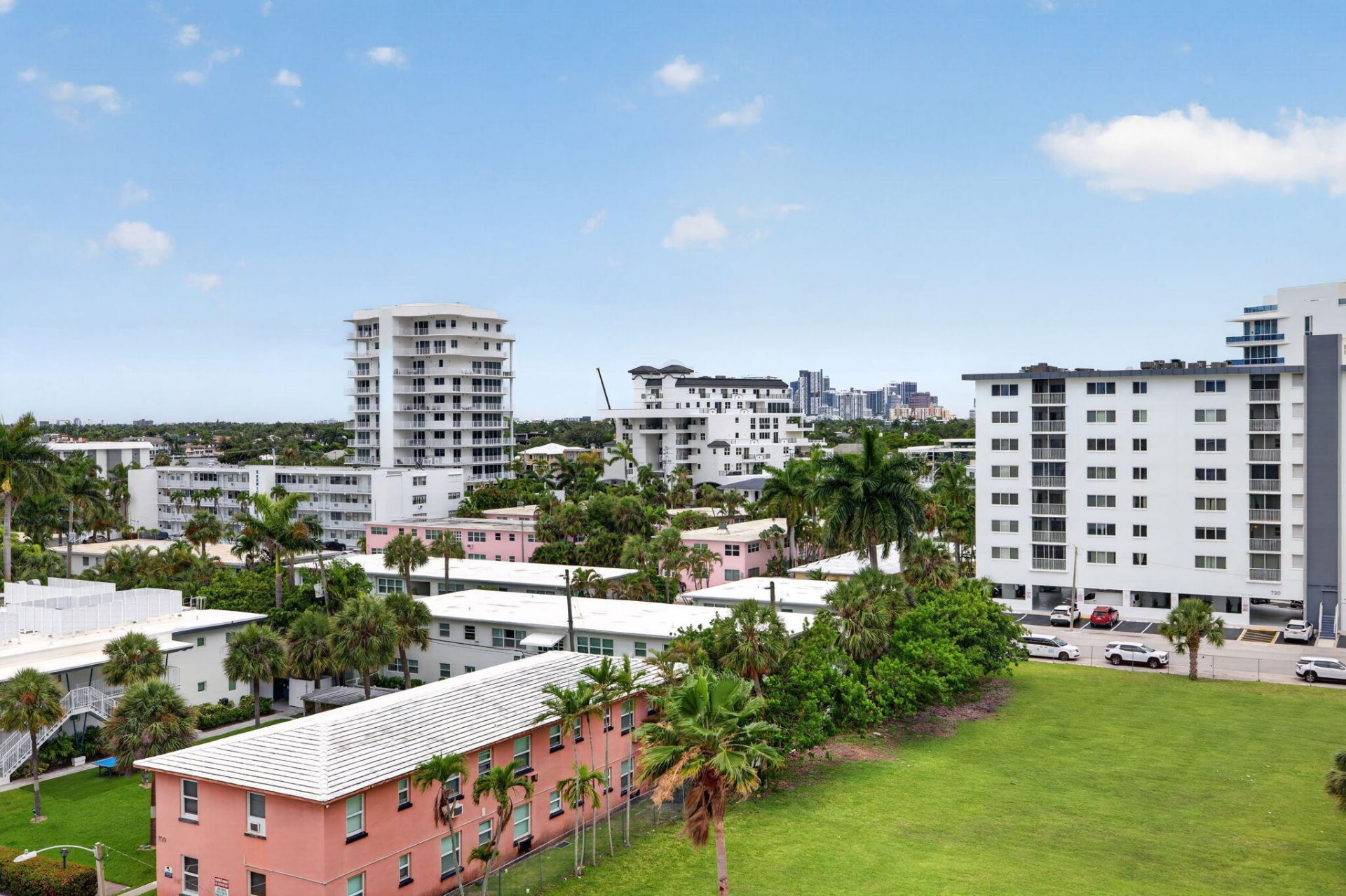 720 Orton Avenue, Unit 704, Fort Lauderdale, FL 33304 Photo