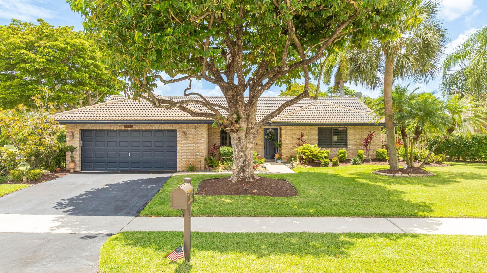 1933 NW 80th Lane, Margate, FL 33063 Photo