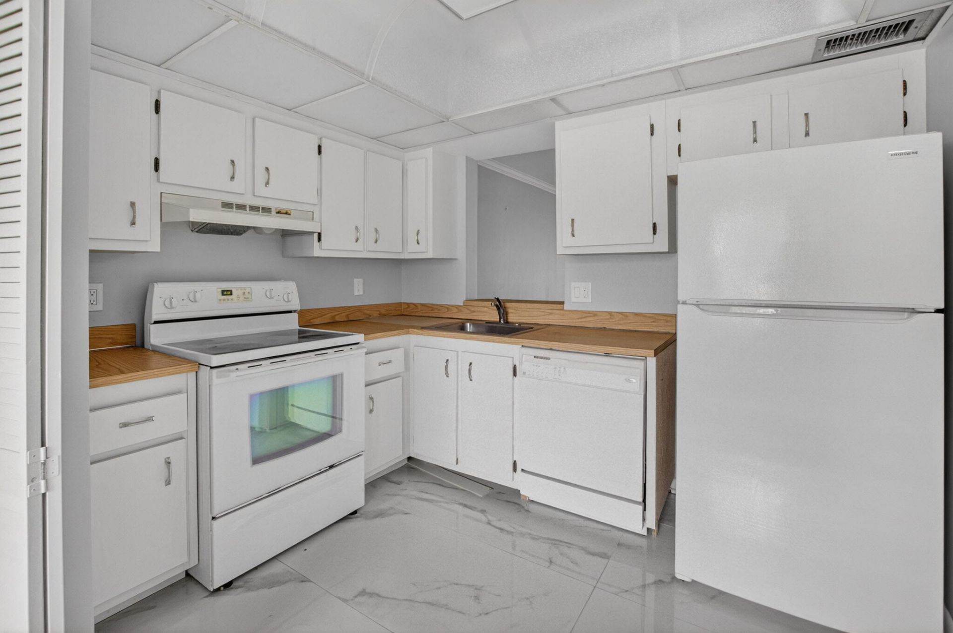 14701 Cumberland Drive, Unit 2080, Delray Beach, FL 33446 Photo