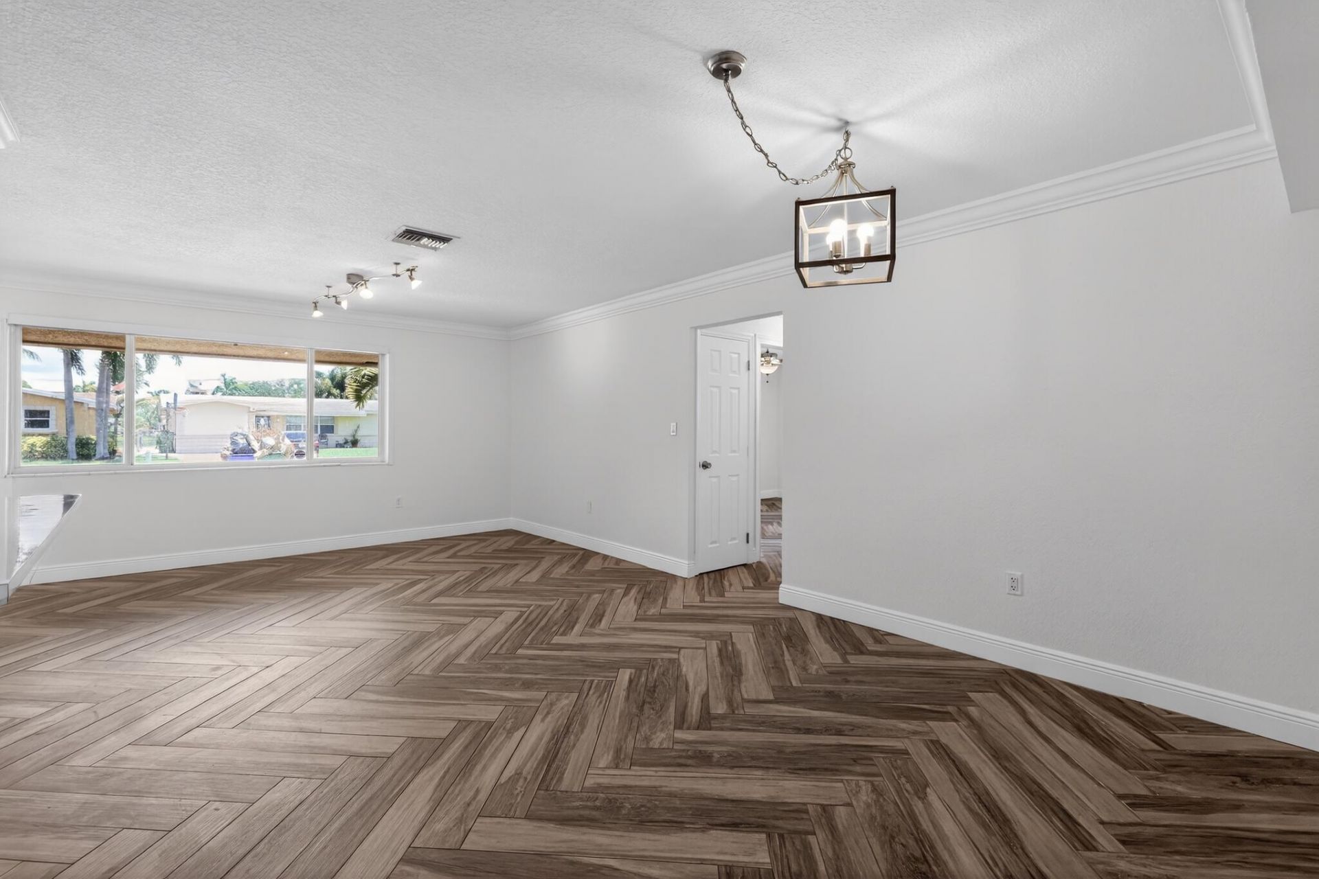 8580 NW 12th Street, Pembroke Pines, FL 33024 Photo