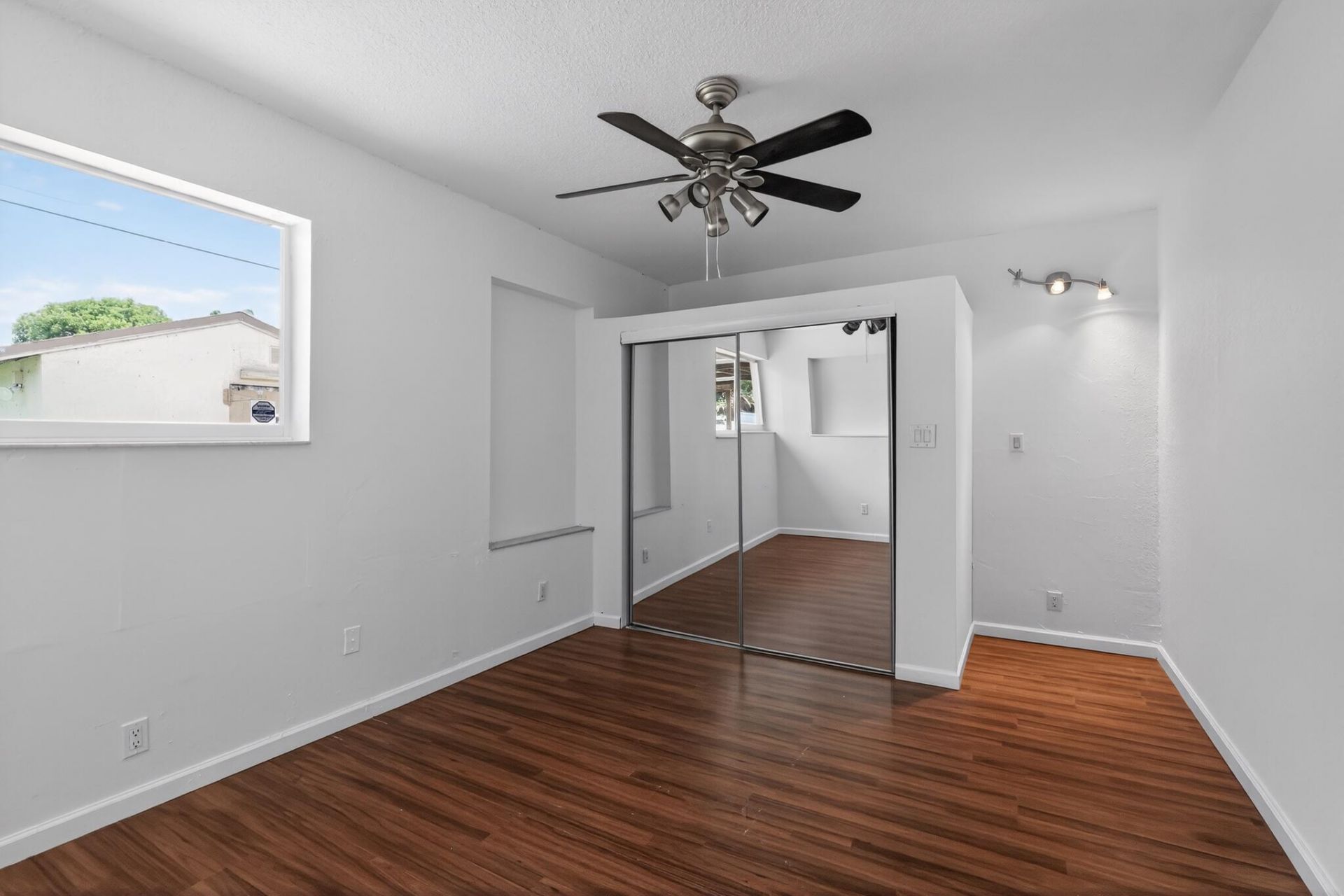 8580 NW 12th Street, Pembroke Pines, FL 33024 Photo