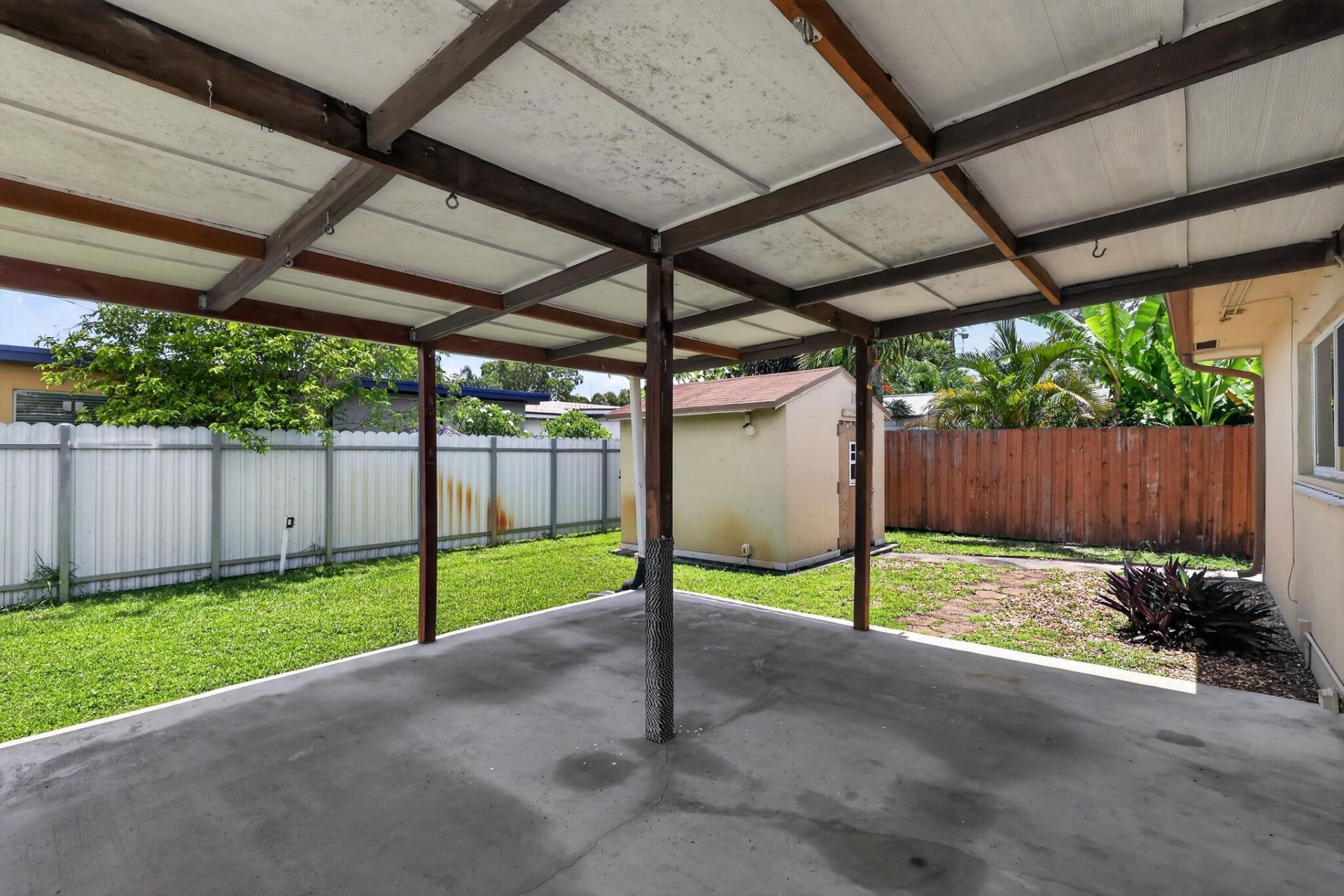 8580 NW 12th Street, Pembroke Pines, FL 33024 Photo