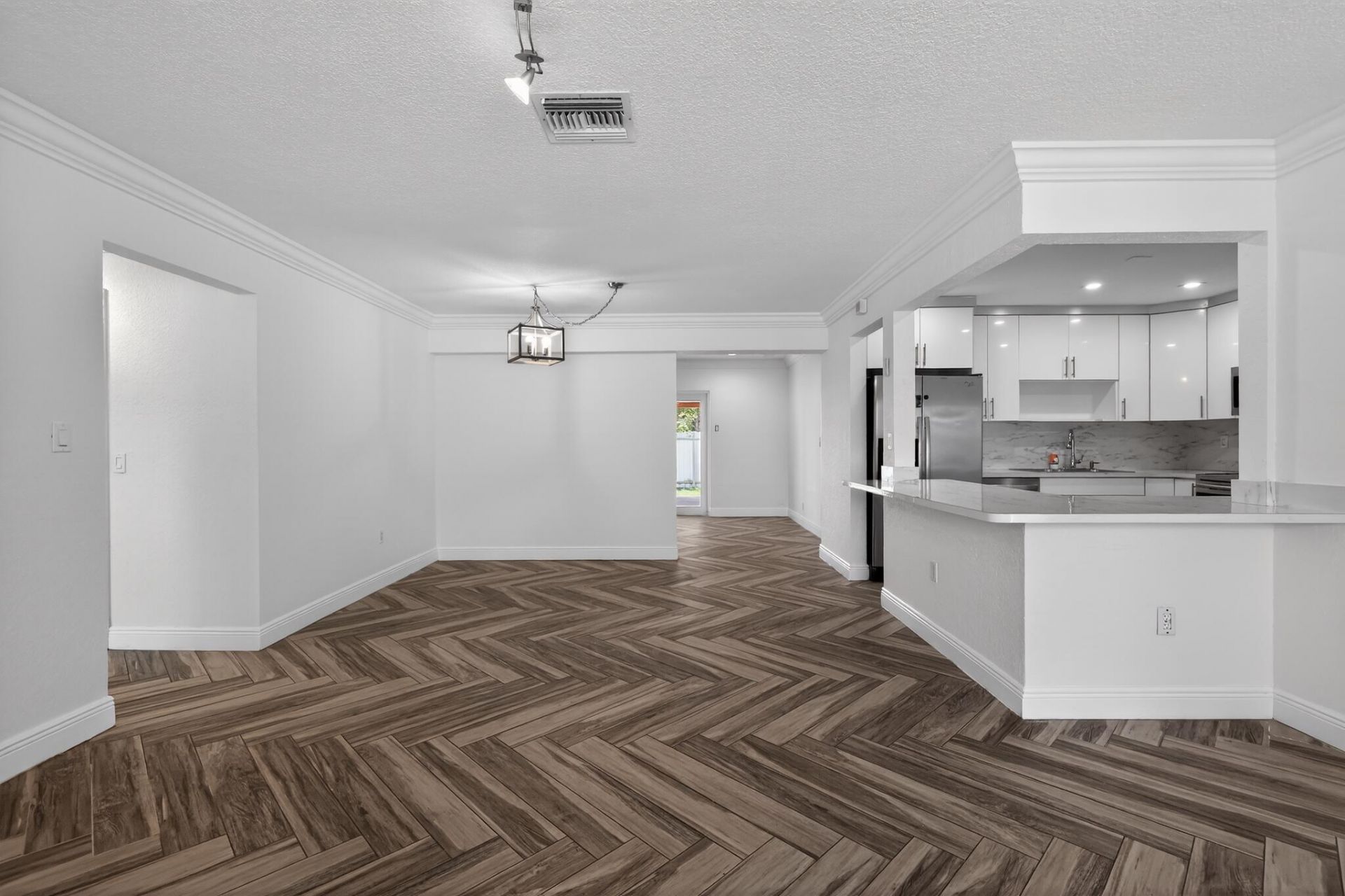 8580 NW 12th Street, Pembroke Pines, FL 33024 Photo