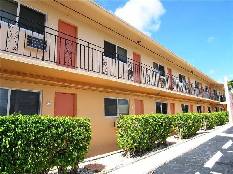 301 E Mcnab Road E, Unit 106, Pompano Beach, FL 33060 Photo