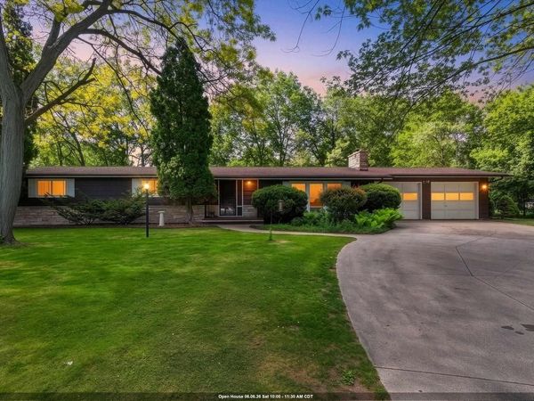 1112 MANITOWOC ROAD, Menasha, WI 54952