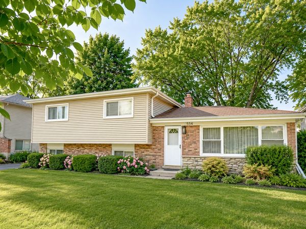 554 Patton Drive, Buffalo Grove, IL 60089