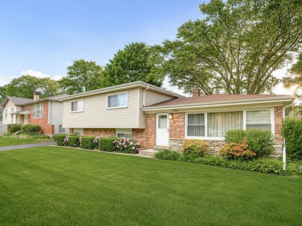 554 Patton Drive, Buffalo Grove, IL 60089