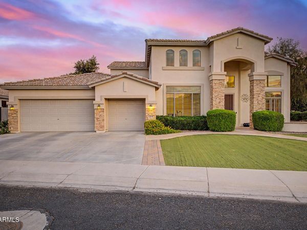 2087 W REMINGTON Drive, Chandler, AZ 85286