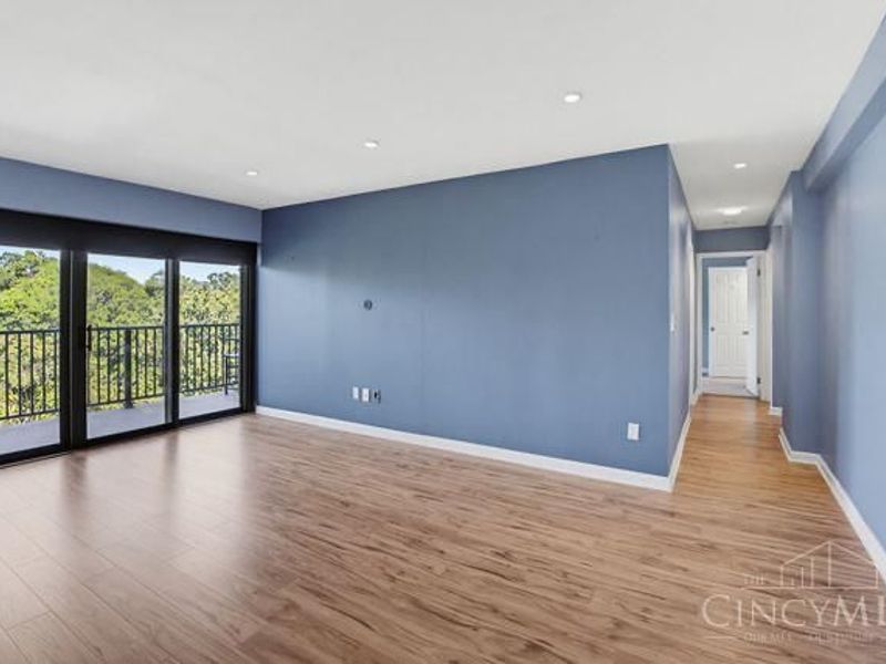 1815 Wm H Taft Road, Unit 711, Cincinnati, OH 45206 Photo 3