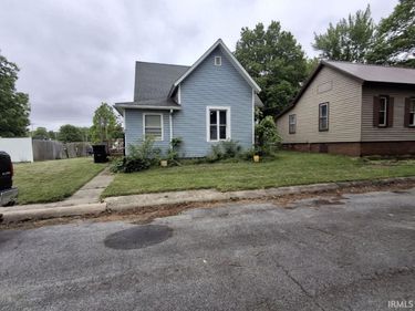 7022 N Center Street, Monterey, IN 46960