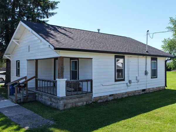 1210 4th Street, Bedford, IN 47421
