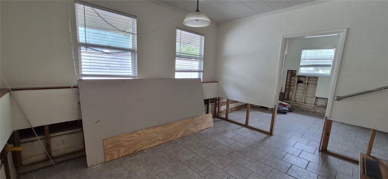 425 40th Avenue Ne, Saint Petersburg, FL 33703 Photo