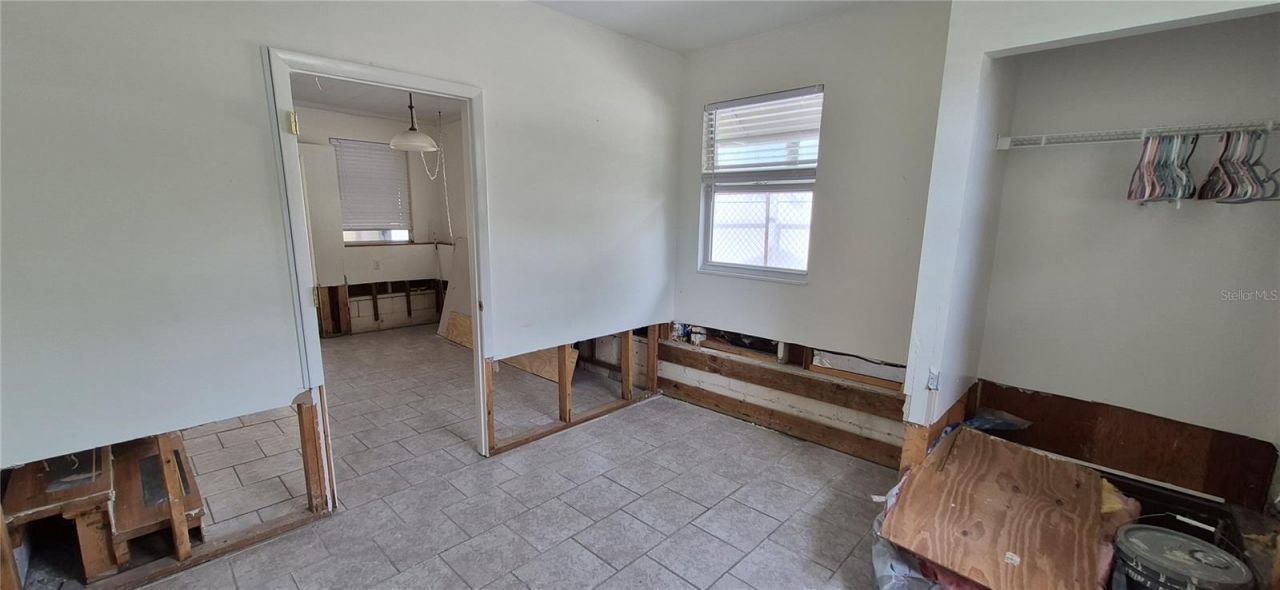 425 40th Avenue Ne, Saint Petersburg, FL 33703 Photo