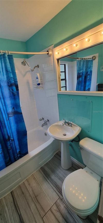 425 40th Avenue Ne, Saint Petersburg, FL 33703 Photo