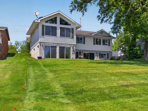 11939 Greenbriar Drive, Jerome, MI 49249