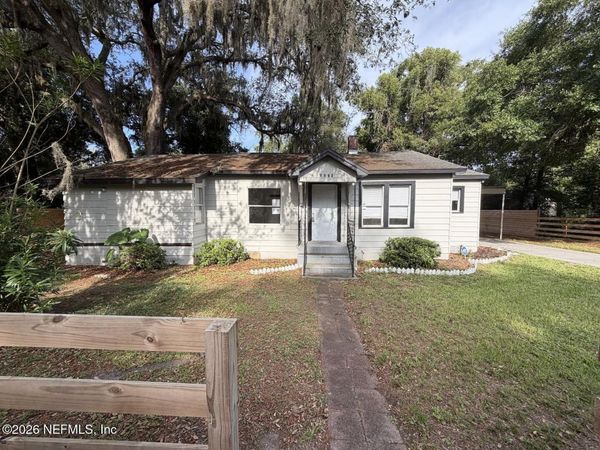 8654 2ND Avenue, Jacksonville, FL 32208