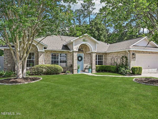 10383 MEADOW POINT Drive, Jacksonville, FL 32221