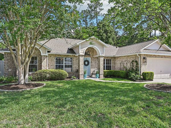 10383 MEADOW POINT Drive, Jacksonville, FL 32221